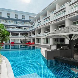 Radisson Red Phuket Patong Beach
